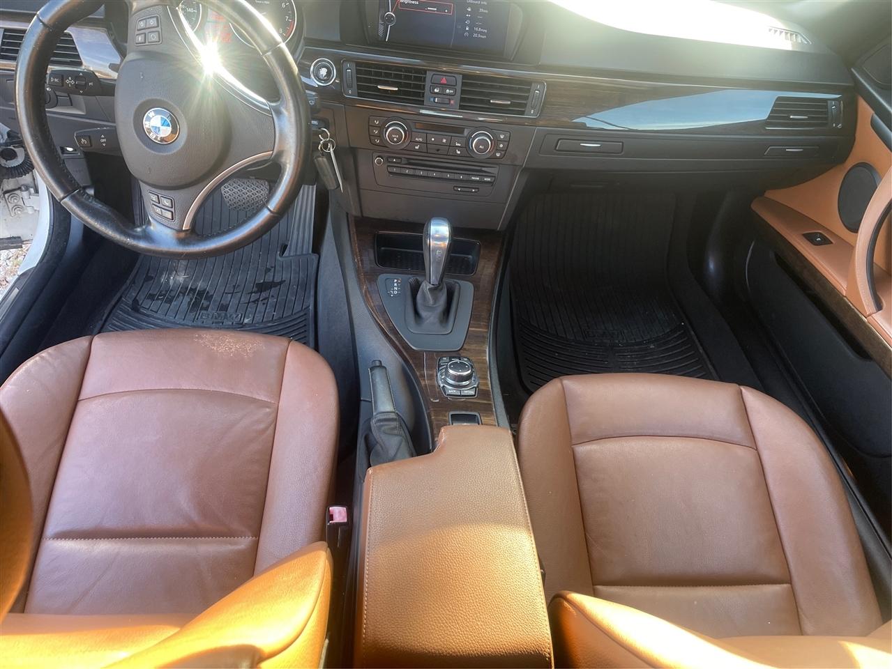 BMW 3-Series 2dr Conv 328i SULEV 2011