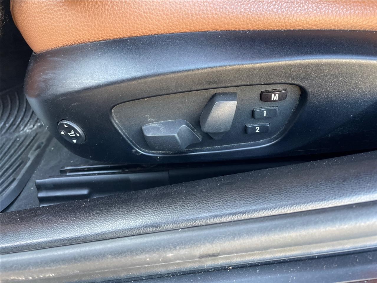 BMW 3-Series 2dr Conv 328i SULEV 2011