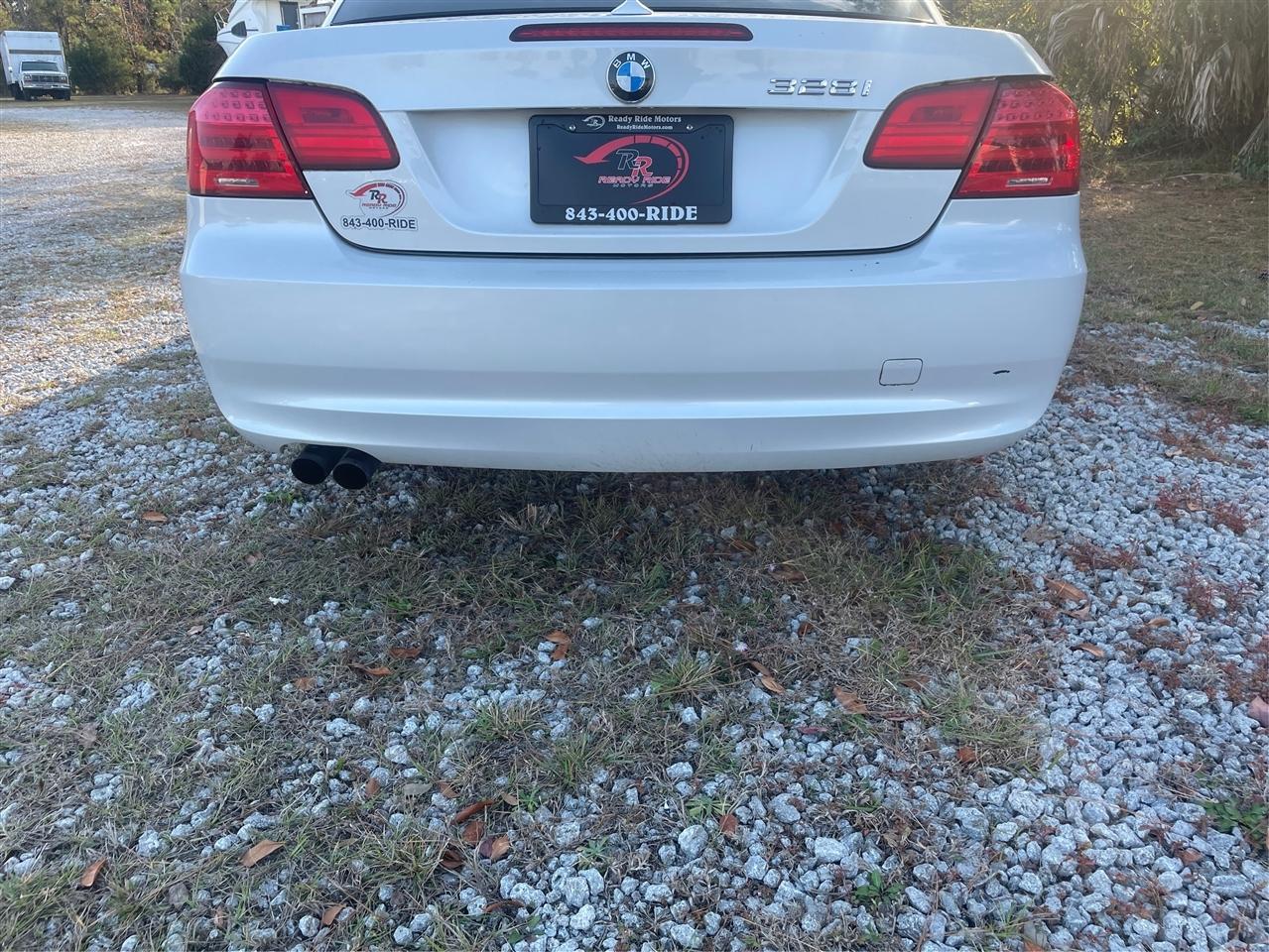 BMW 3-Series 2dr Conv 328i SULEV 2011