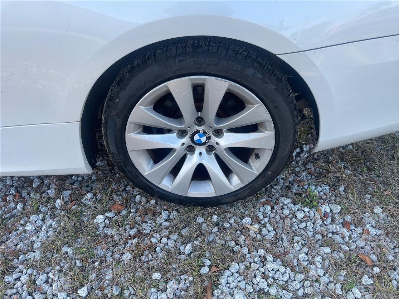 BMW 3-Series 2dr Conv 328i SULEV 2011