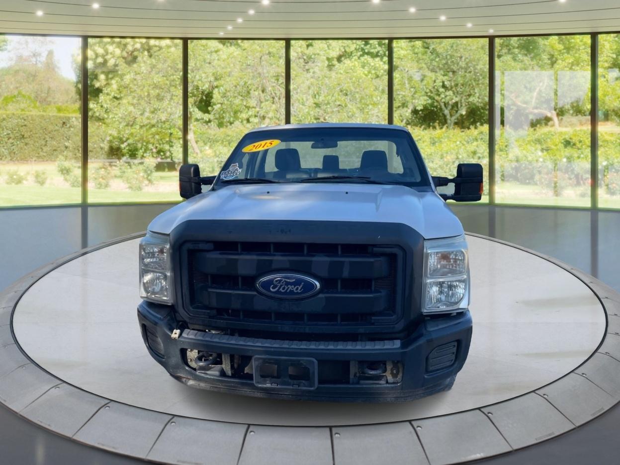 Ford F-250 SD 2WD Reg Cab 137" XLT 2015