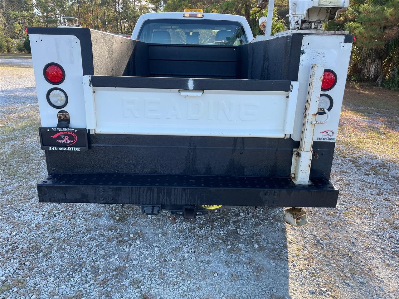 Ford F-250 SD 2WD Reg Cab 137" XLT 2015