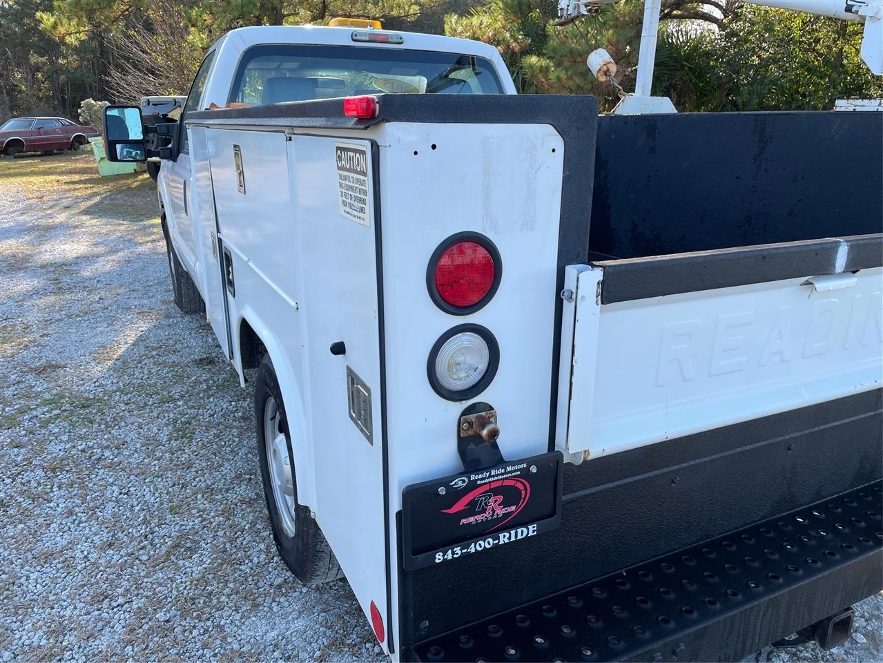 Ford F-250 SD 2WD Reg Cab 137" XLT 2015