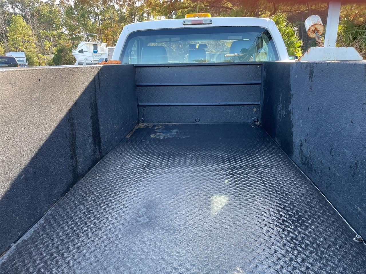 Ford F-250 SD 2WD Reg Cab 137" XLT 2015