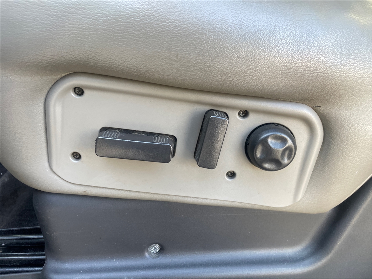 HUMMER H2 Sport Utility 2003