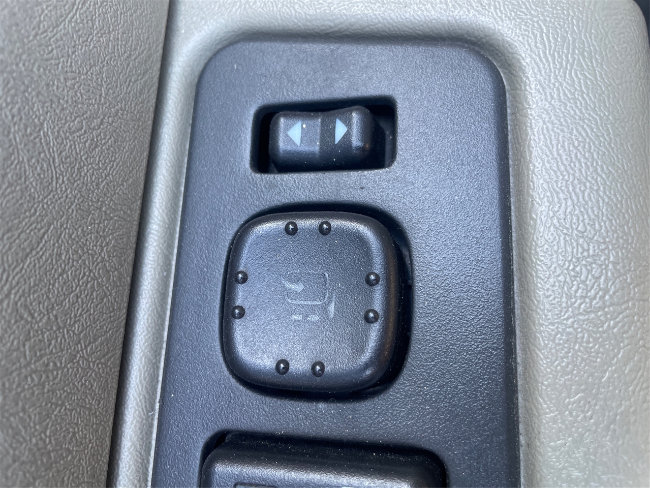 HUMMER H2 Sport Utility 2003