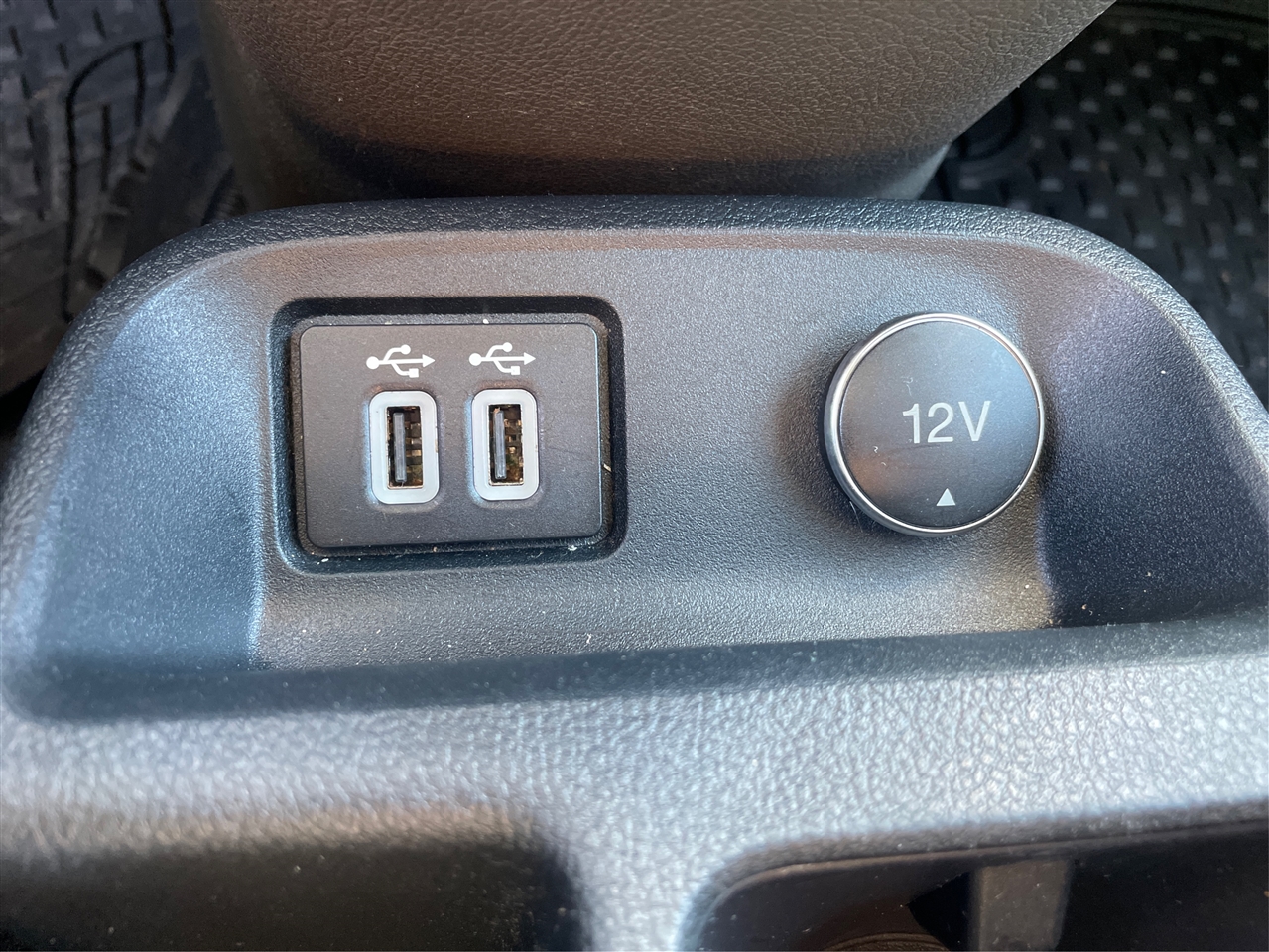 Ford Transit Connect Cargo Van XL LWB w/Rear 180 Degree Door 2020