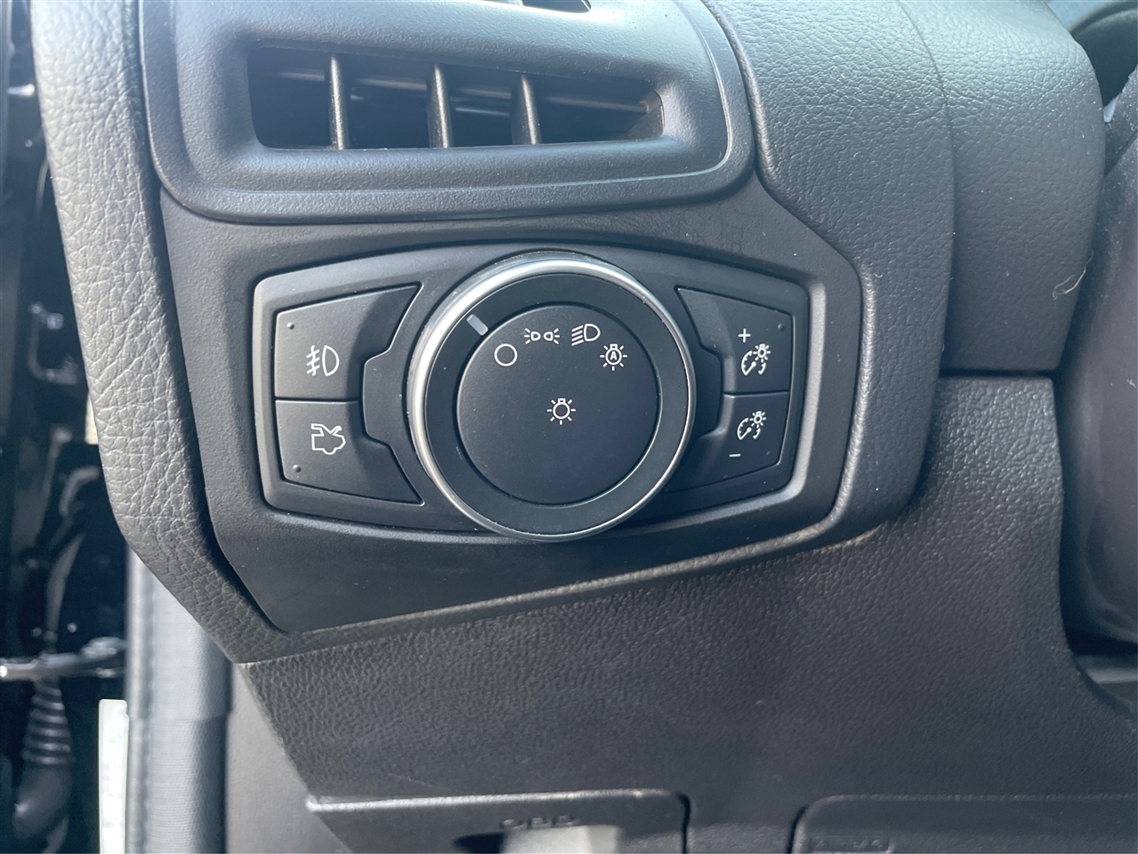 Ford Focus SEL Hatch 2018