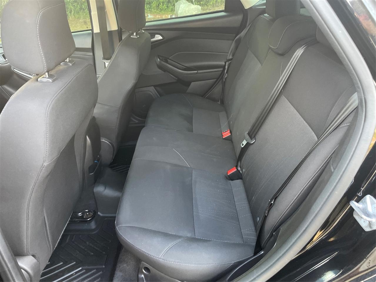 Ford Focus SEL Hatch 2018