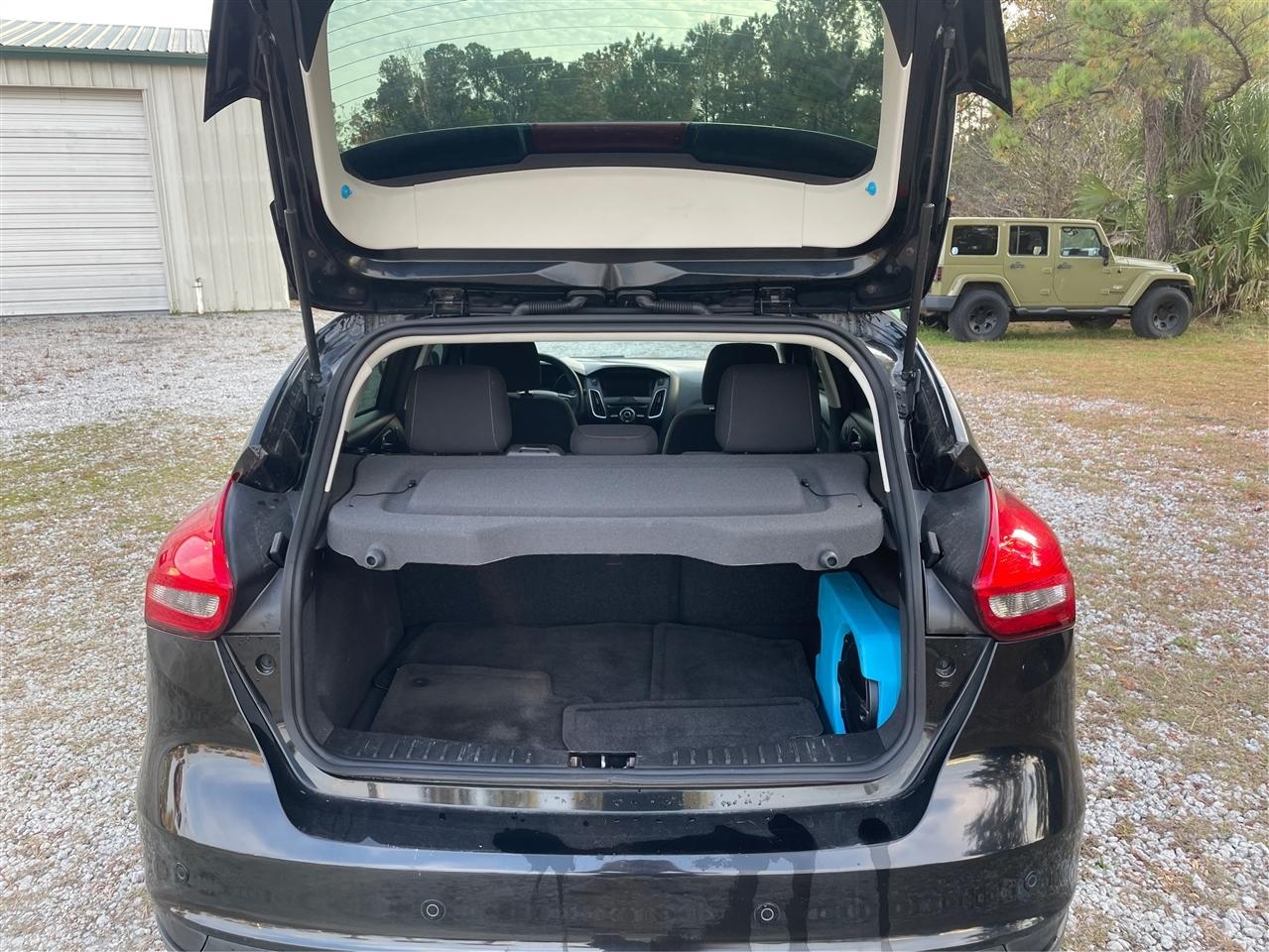 Ford Focus SEL Hatch 2018