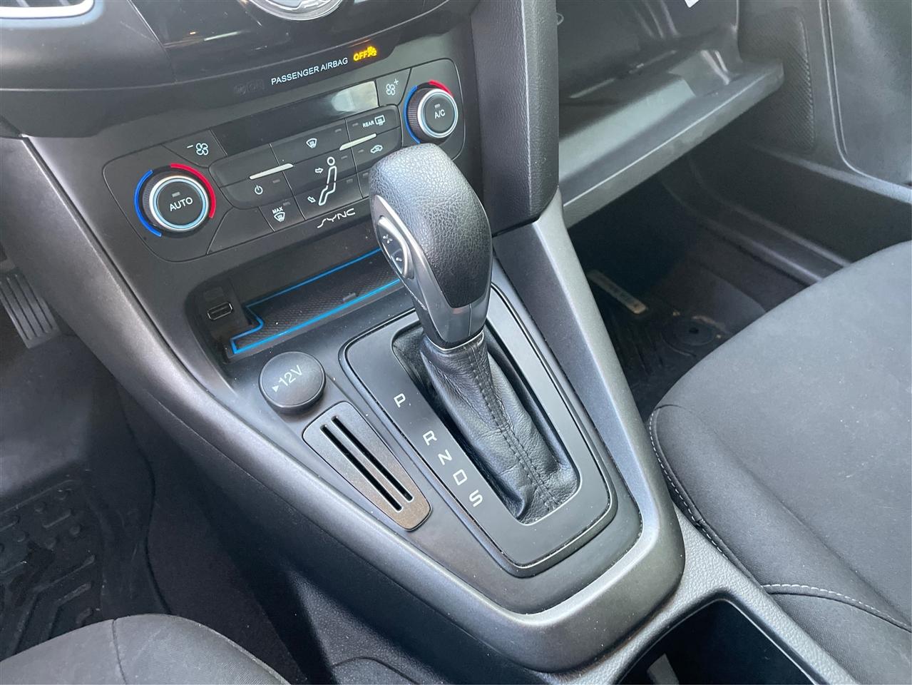 Ford Focus SEL Hatch 2018