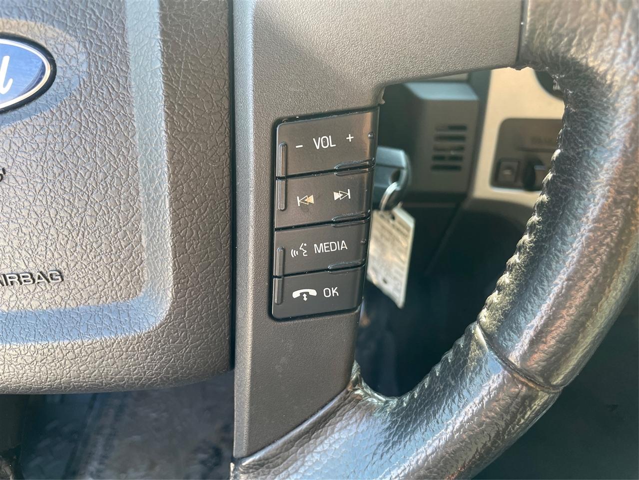 Ford F-150 2WD SuperCrew 145" XL 2014