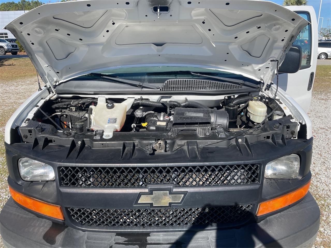 Chevrolet Express RWD 2500 135" 2014