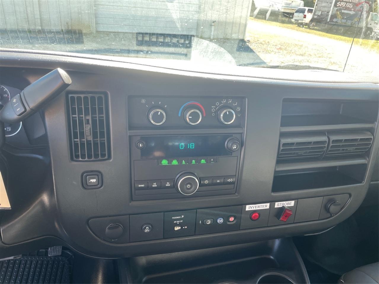 Chevrolet Express RWD 2500 135" 2014