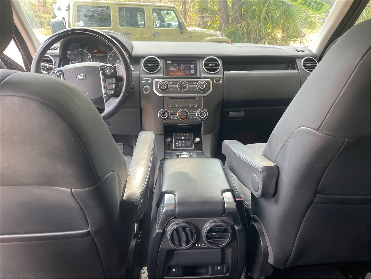 Land Rover LR4  2016