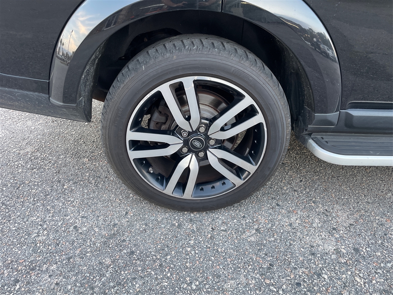 Land Rover LR4  2016