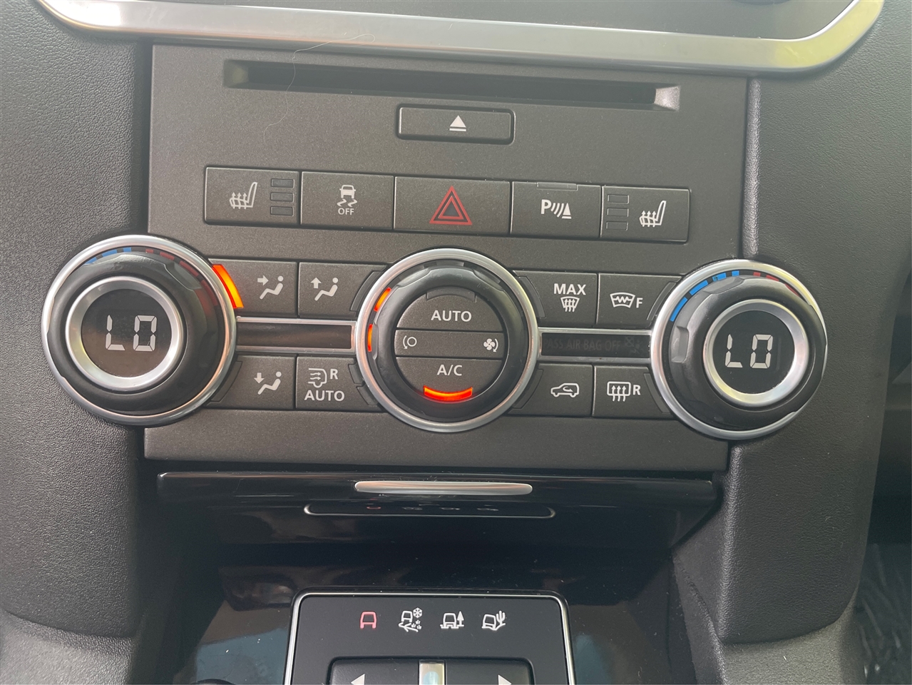 Land Rover LR4  2016