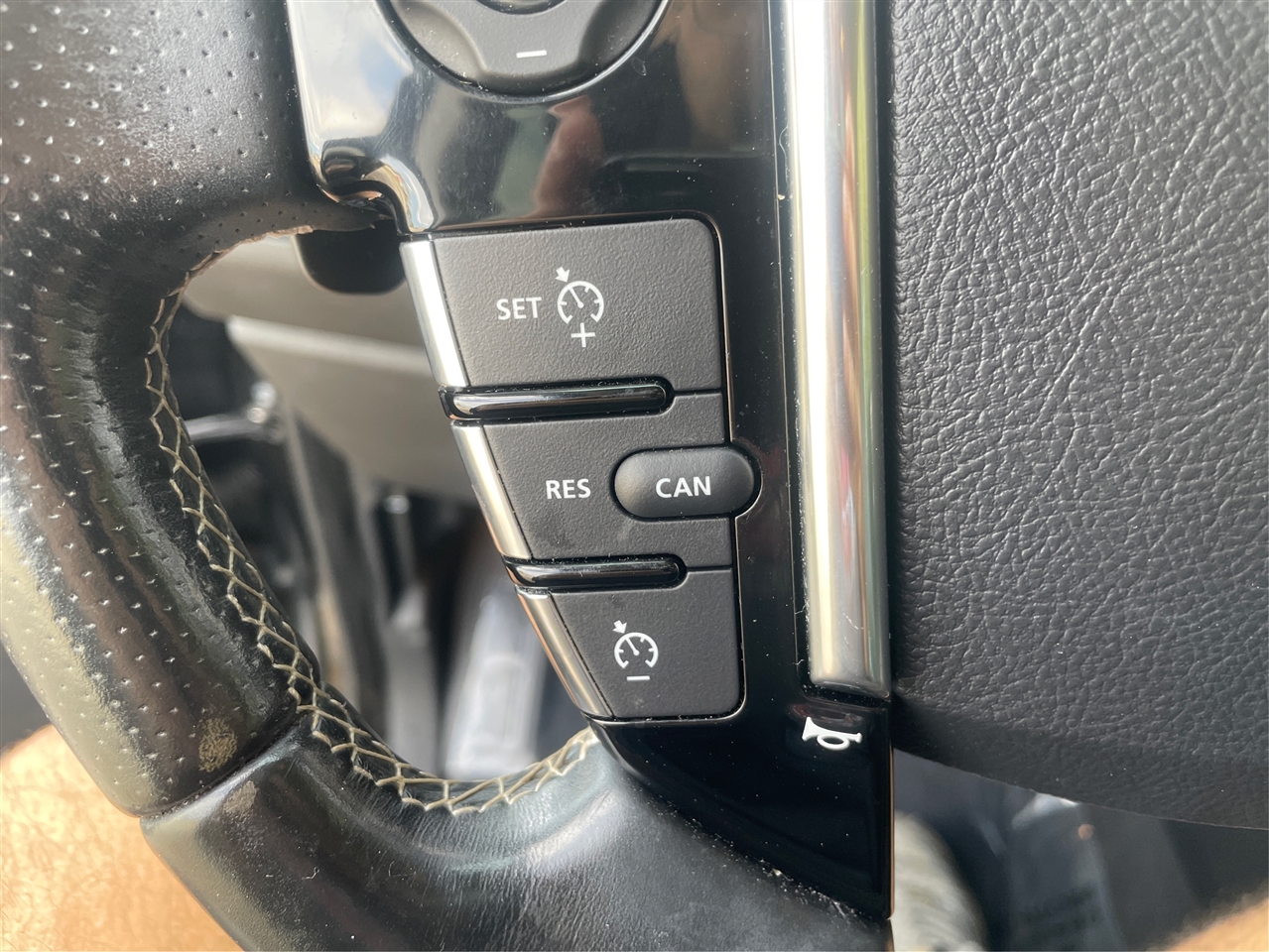 Land Rover LR4  2016