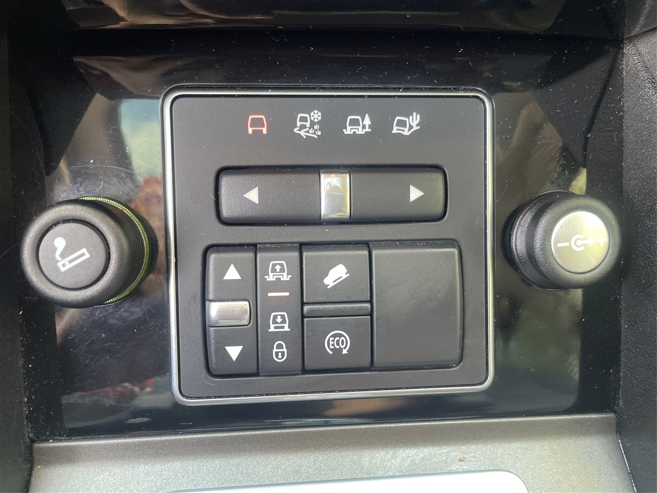 Land Rover LR4  2016