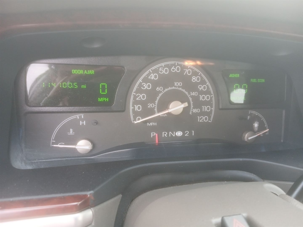 Lincoln Town Car Signature 2003