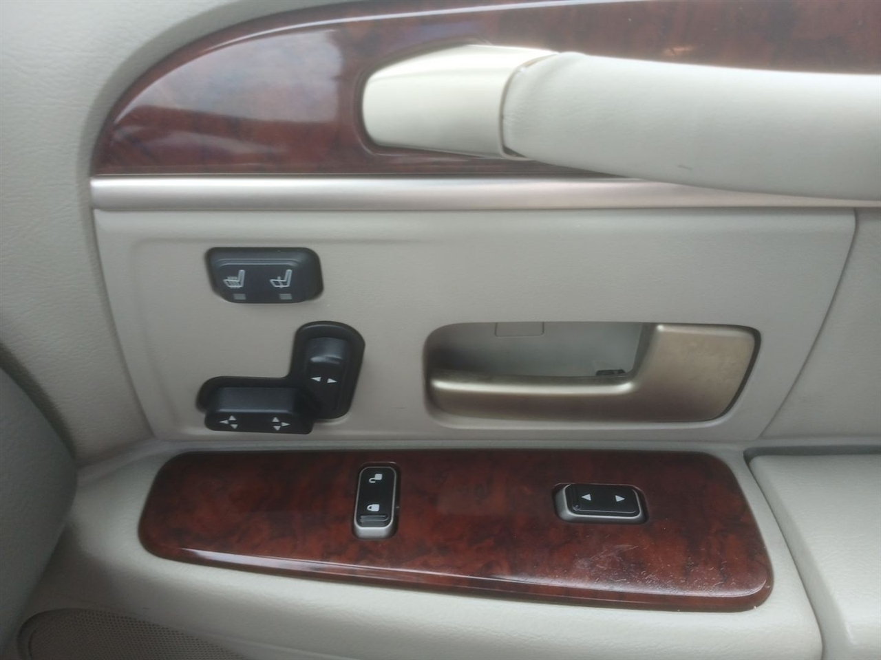 Lincoln Town Car Signature 2003