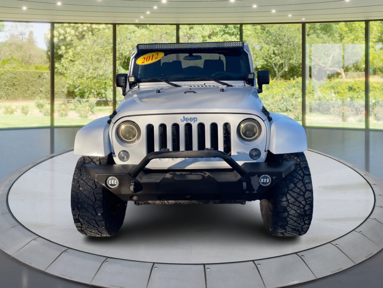 Jeep Wrangler Sahara 4WD 2012