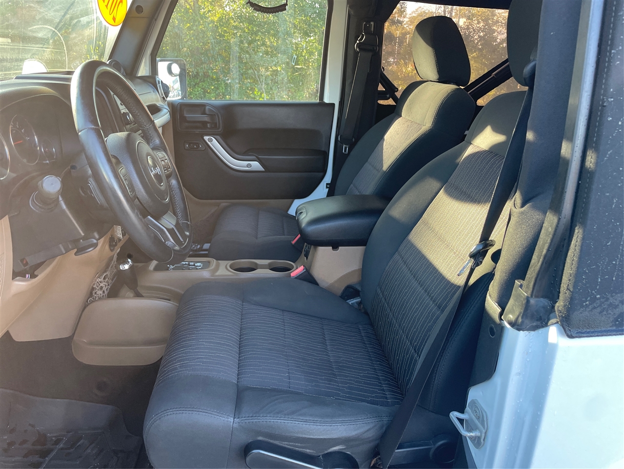 Jeep Wrangler Sahara 4WD 2012