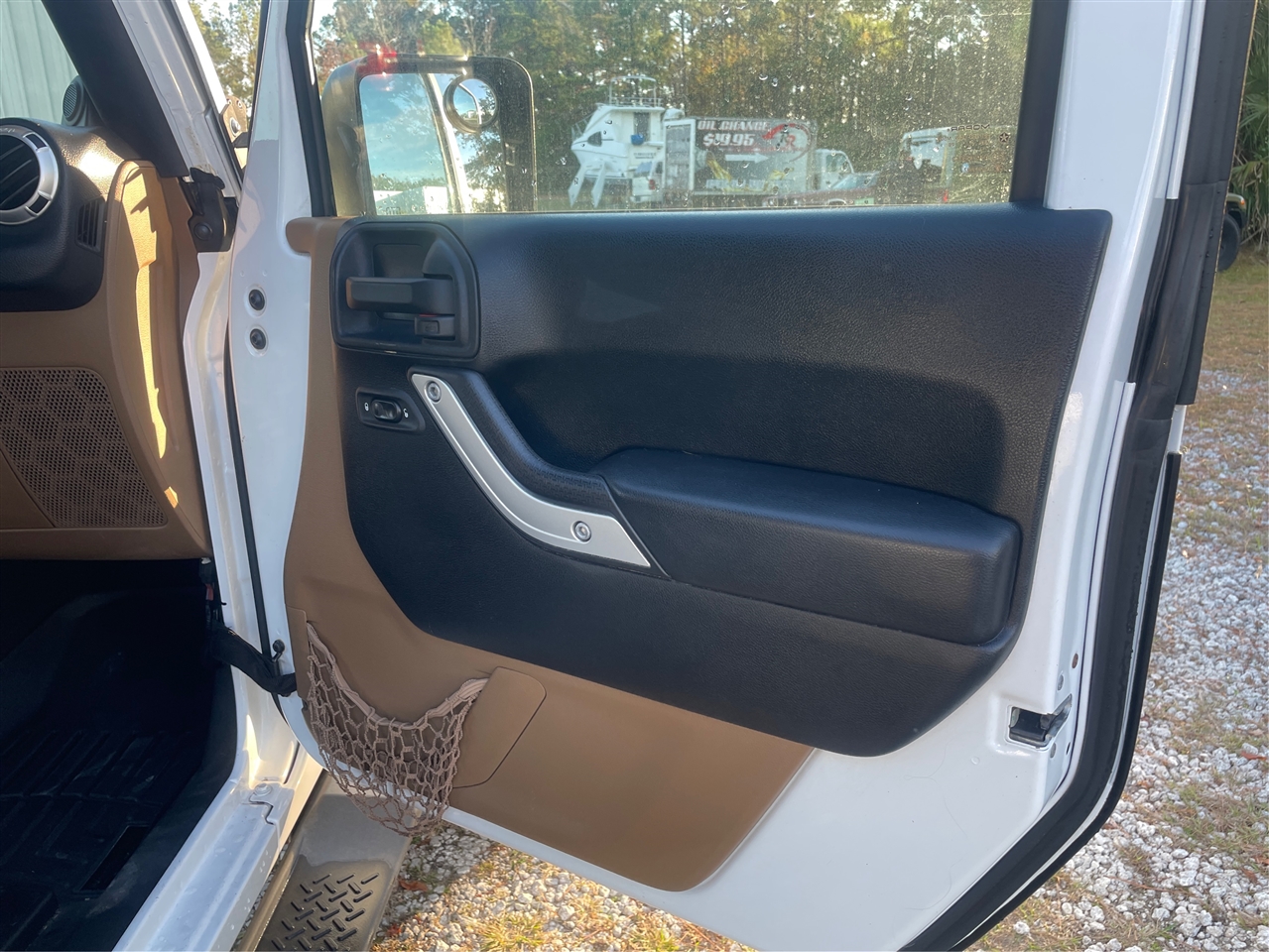 Jeep Wrangler Sahara 4WD 2012