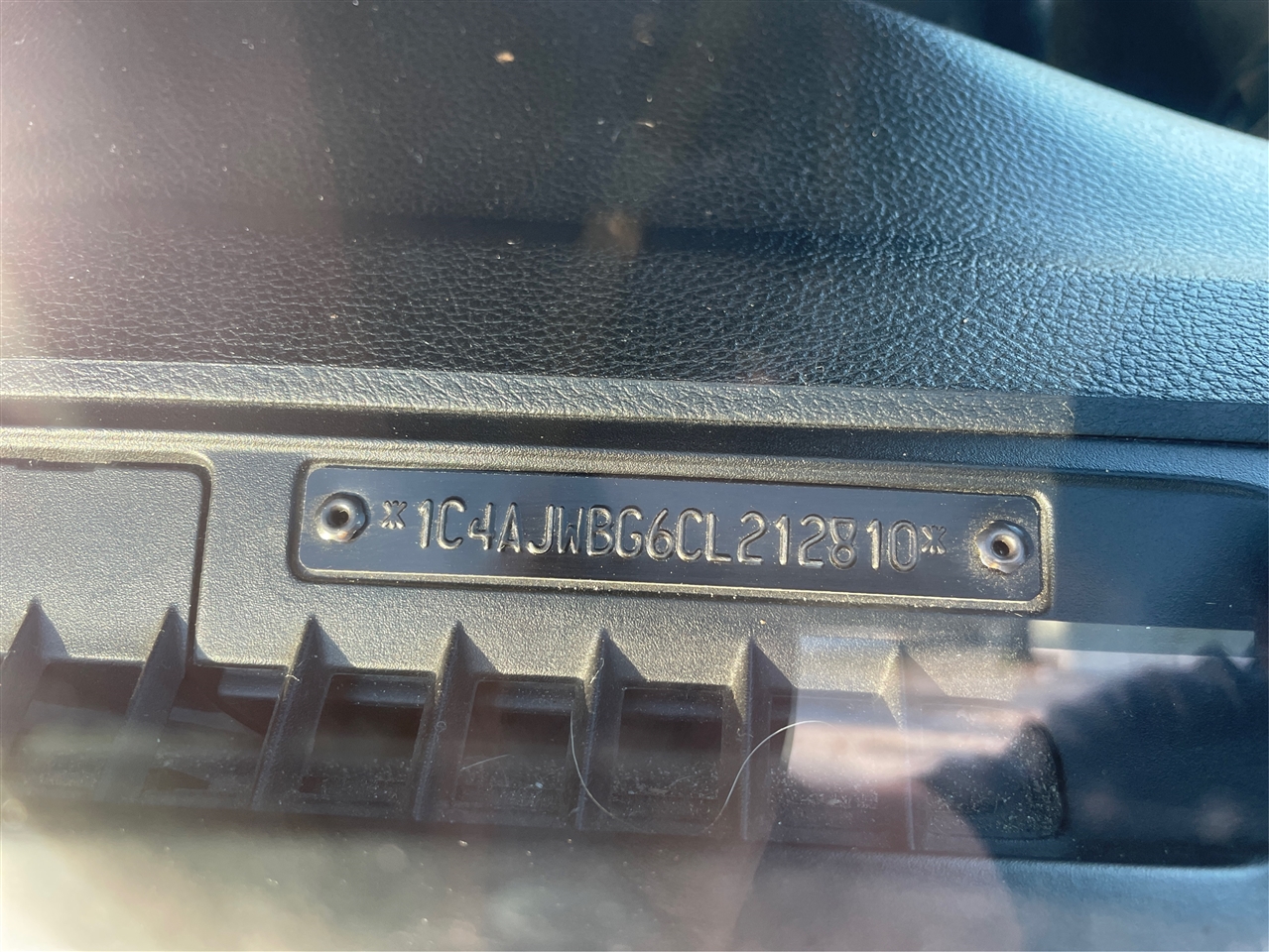 Jeep Wrangler Sahara 4WD 2012