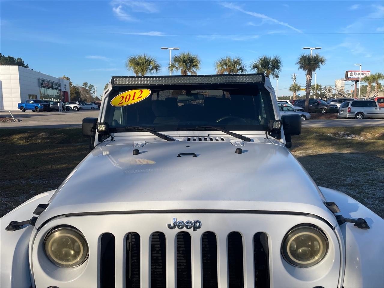 Jeep Wrangler 4WD 2dr Sahara 2012