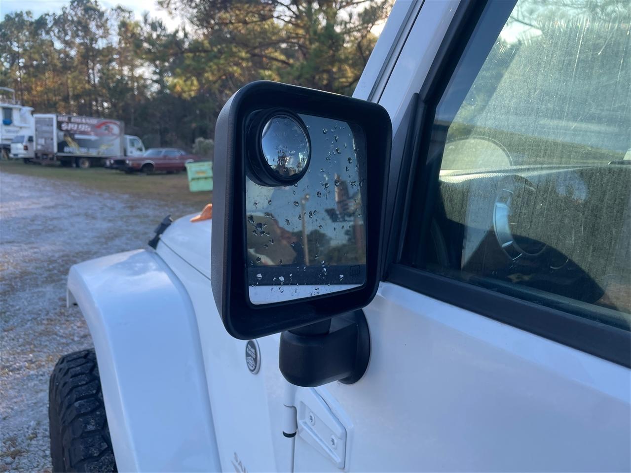 Jeep Wrangler 4WD 2dr Sahara 2012