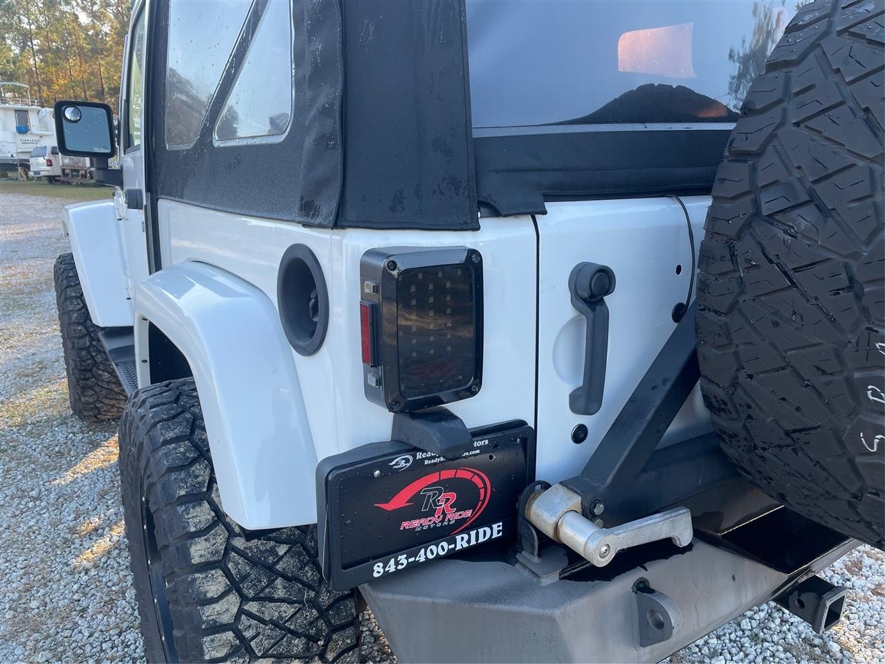 Jeep Wrangler 4WD 2dr Sahara 2012