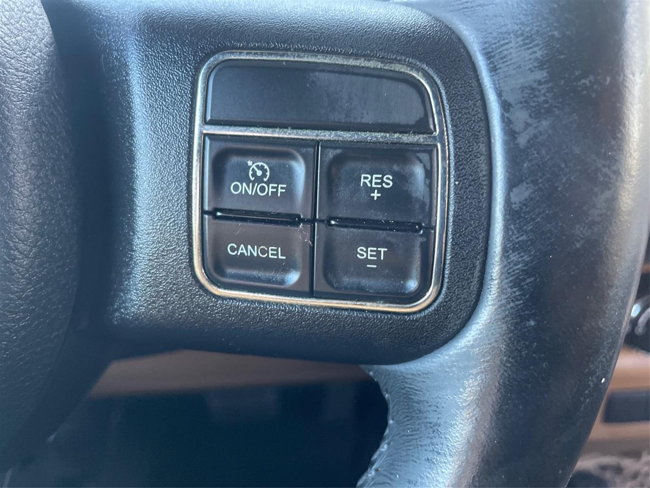 Jeep Wrangler 4WD 2dr Sahara 2012