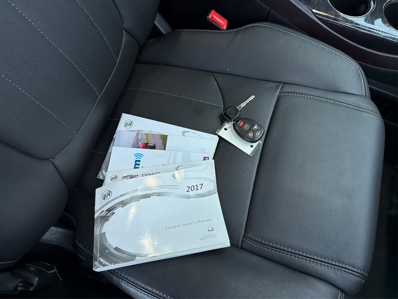 Buick Enclave Leather AWD 2017 Buick Enclave Leather AWD 2017