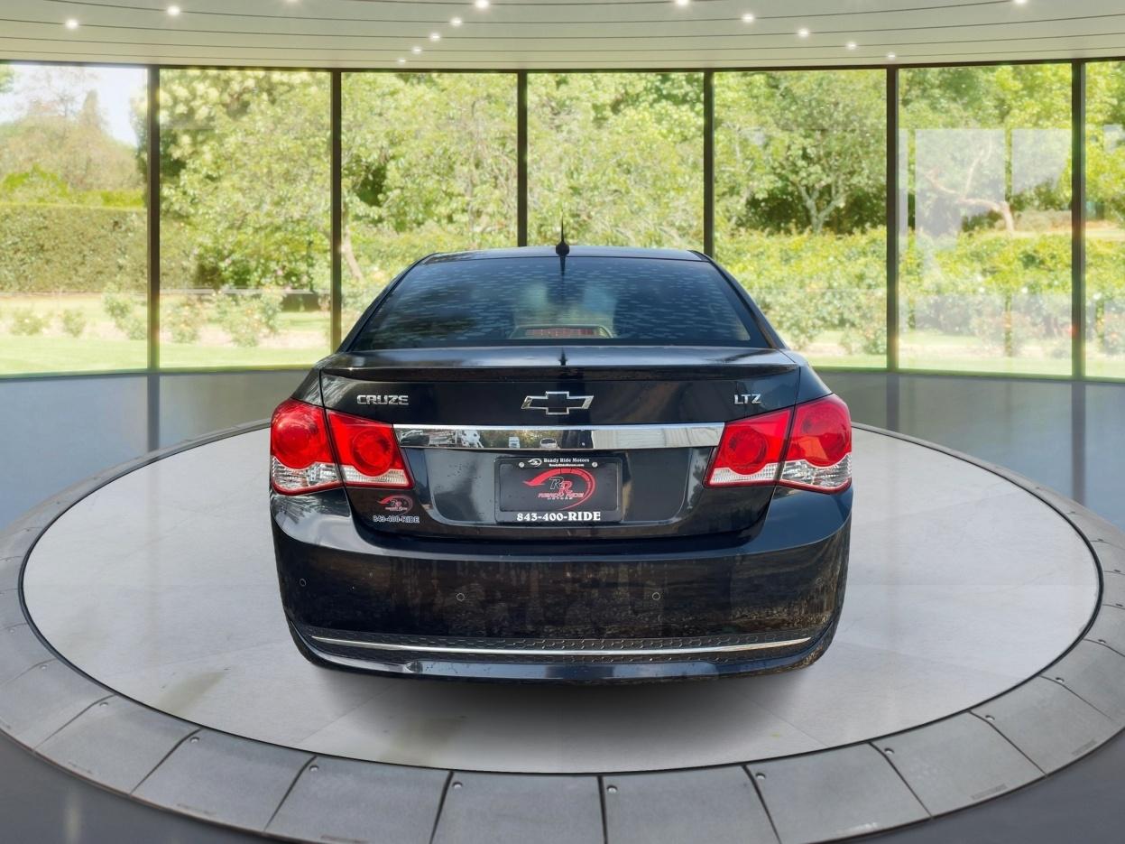 Chevrolet Cruze 4dr Sdn LTZ 2012