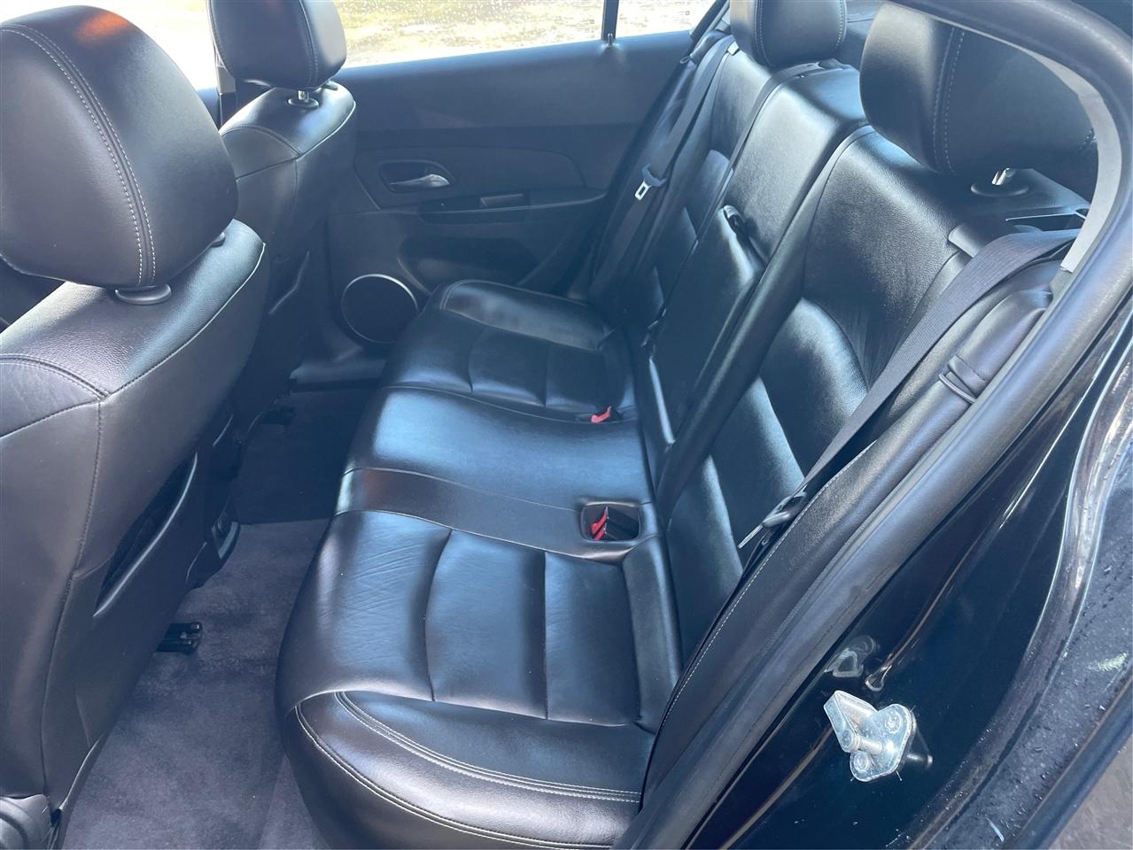 Chevrolet Cruze 4dr Sdn LTZ 2012