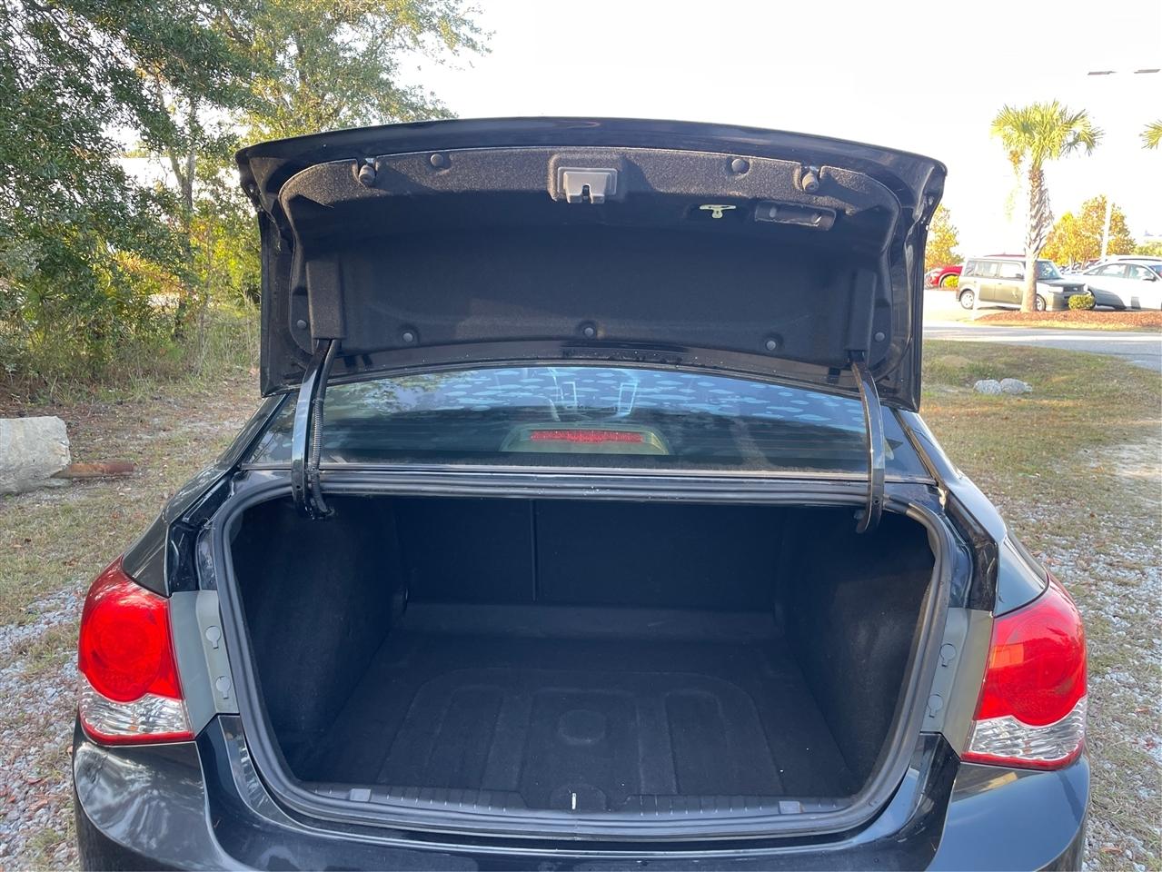 Chevrolet Cruze 4dr Sdn LTZ 2012