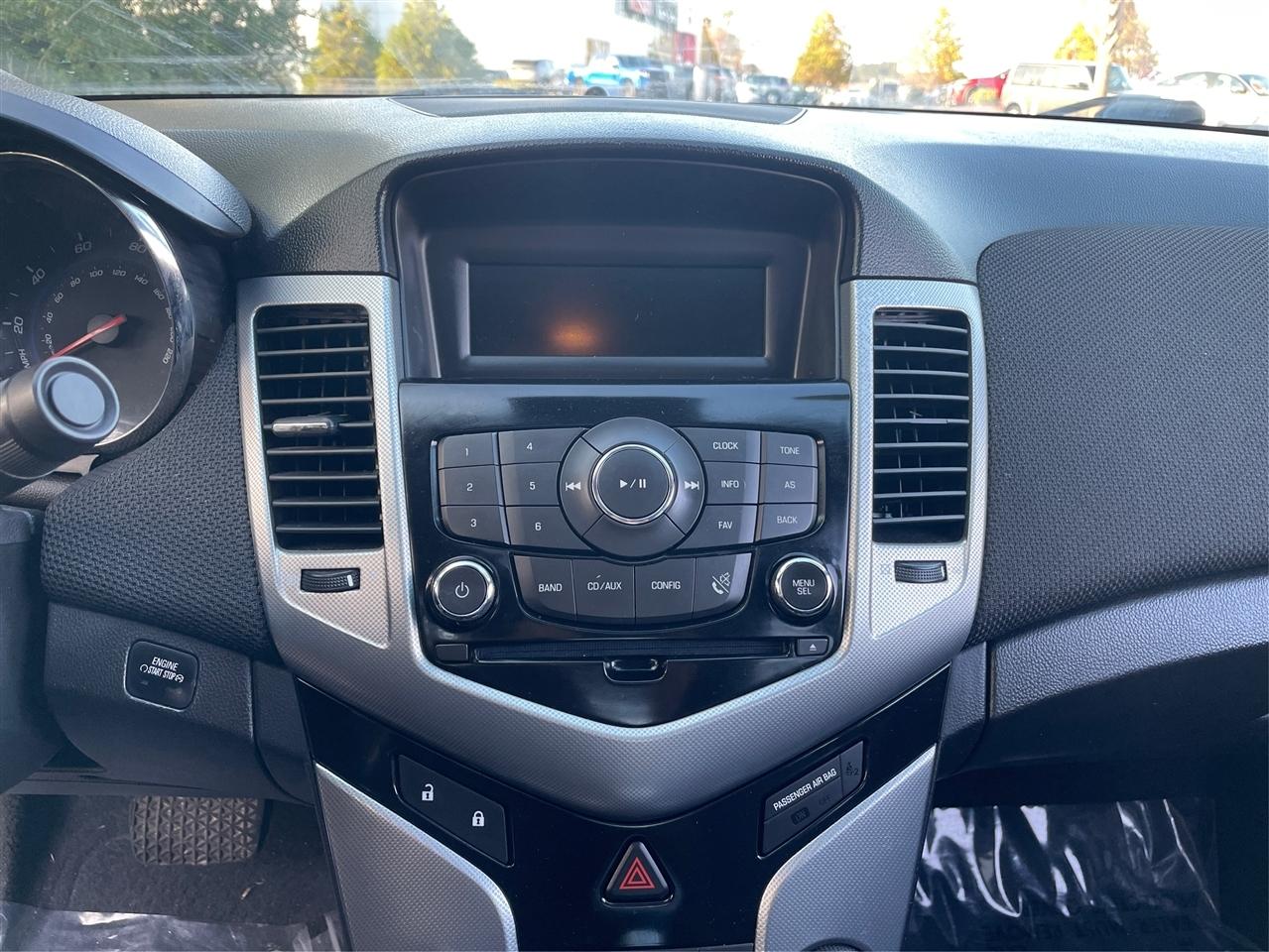 Chevrolet Cruze 4dr Sdn LTZ 2012