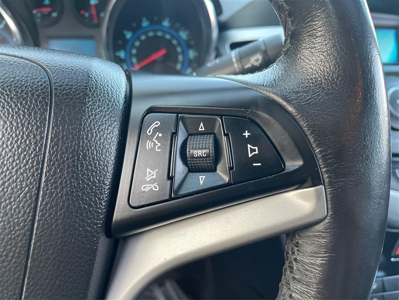 Chevrolet Cruze 4dr Sdn LTZ 2012