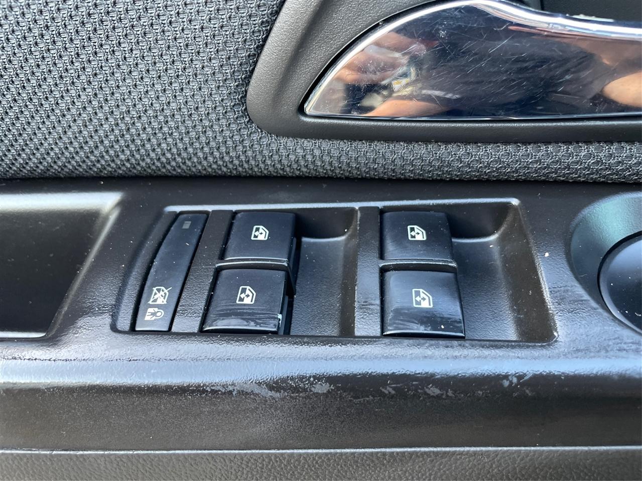 Chevrolet Cruze 4dr Sdn LTZ 2012