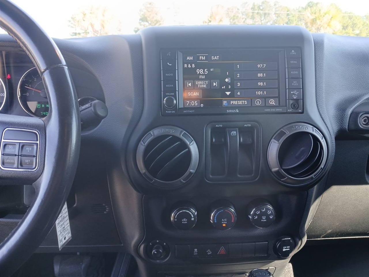 Jeep Wrangler Sport 4WD 2017