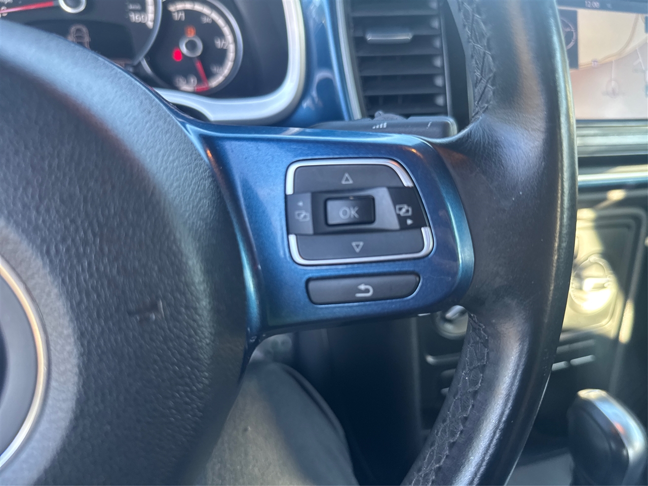 Volkswagen Beetle 1.8T PZEV 6A 2016