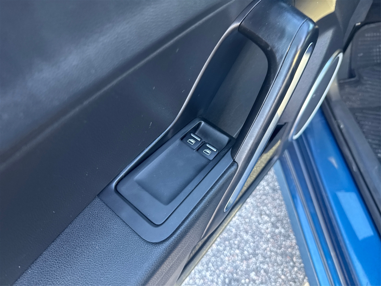 Volkswagen Beetle 1.8T PZEV 6A 2016