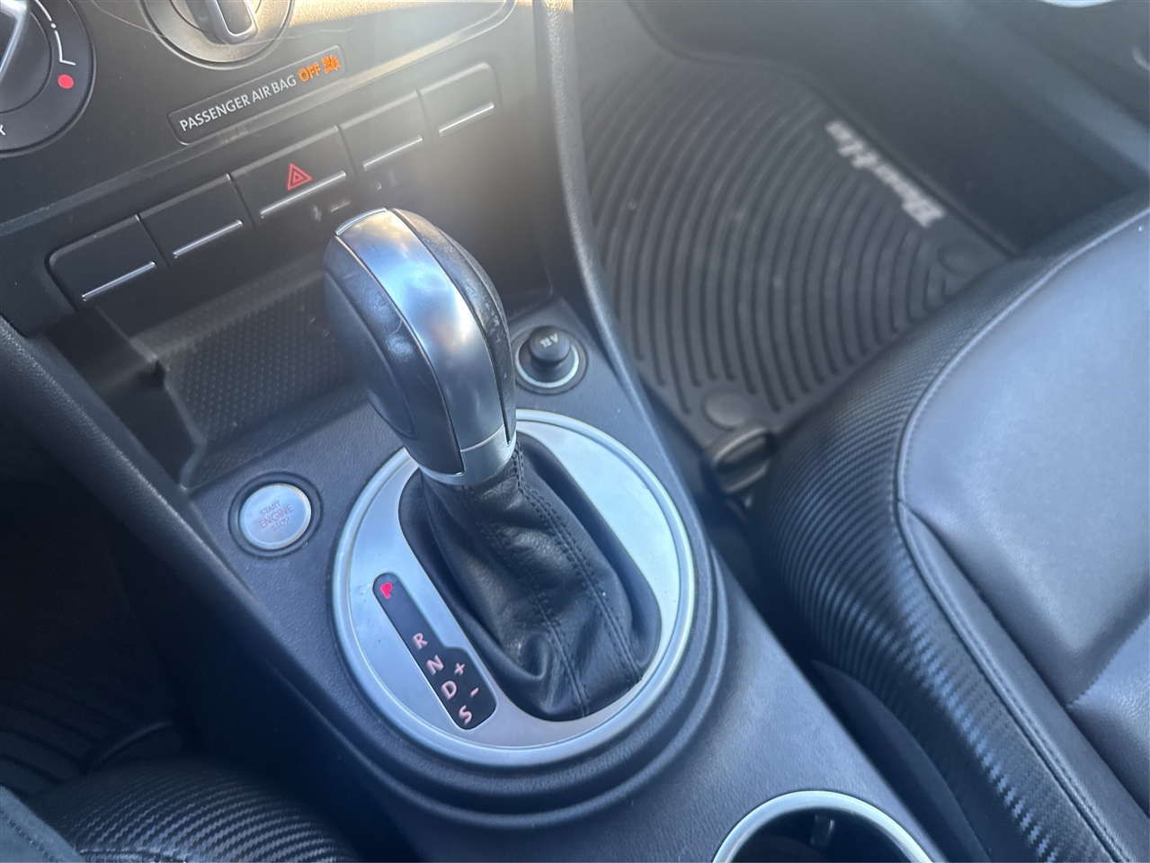 Volkswagen Beetle 1.8T PZEV 6A 2016