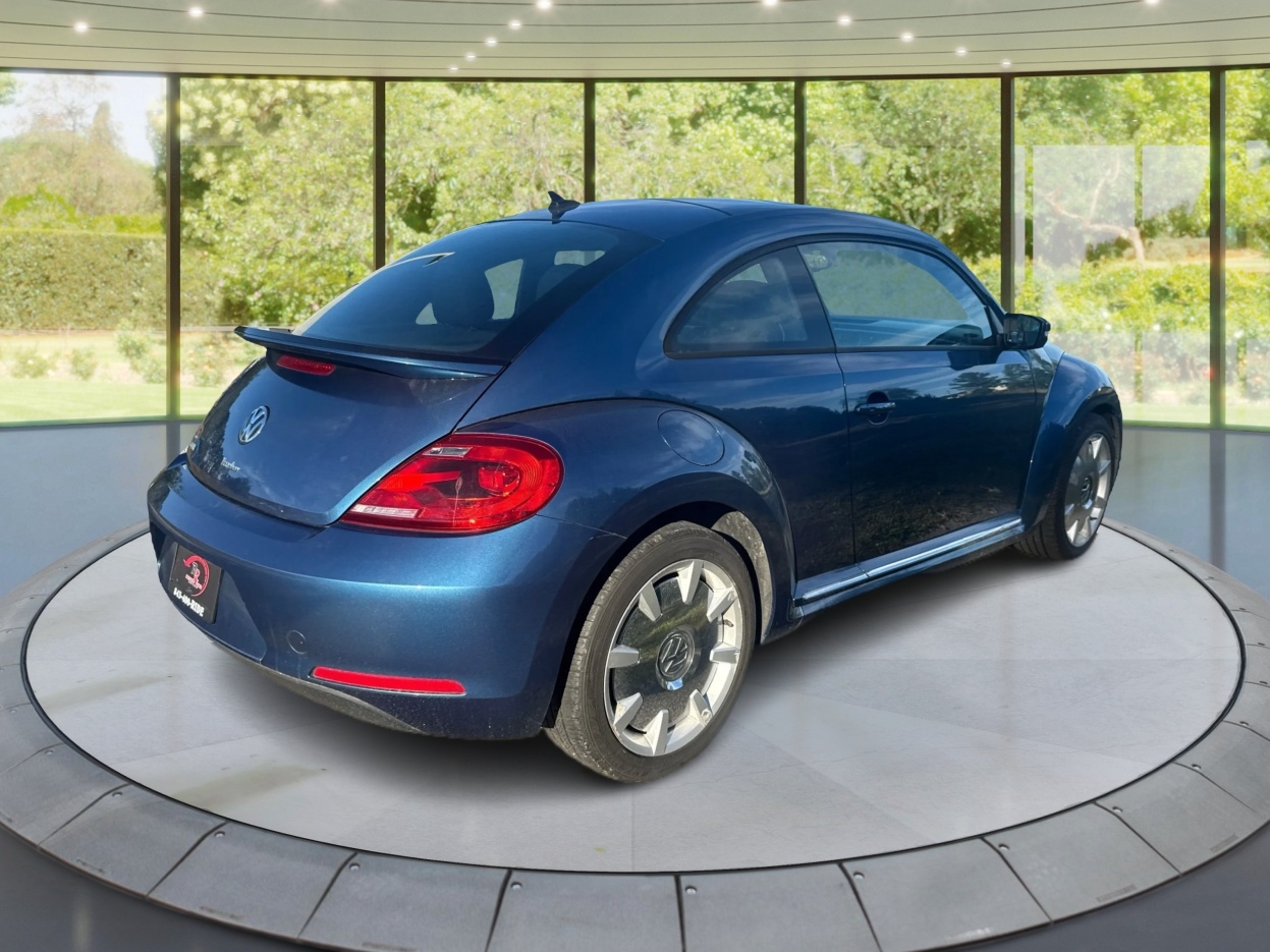 Volkswagen Beetle 1.8T PZEV 6A 2016
