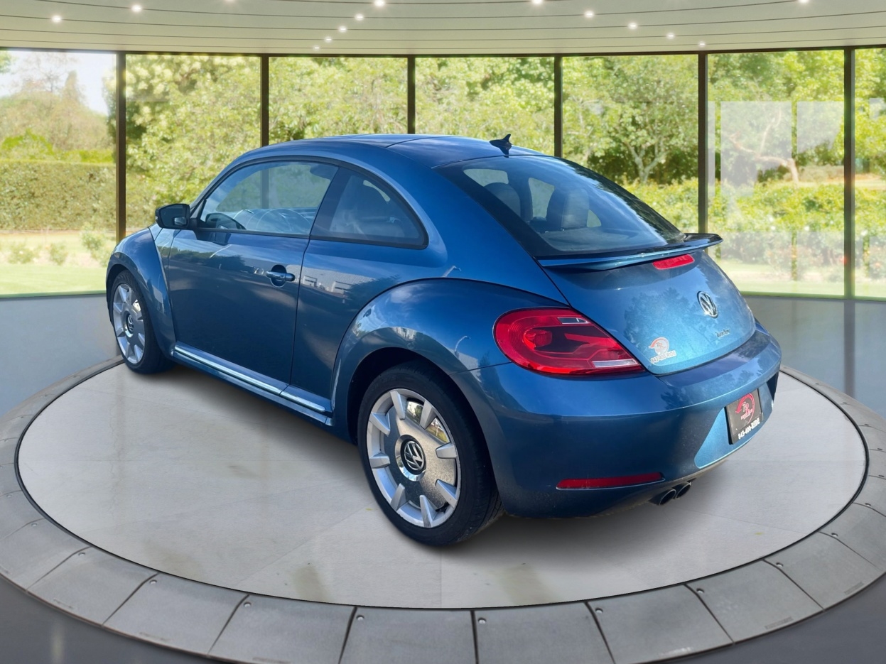 Volkswagen Beetle 1.8T PZEV 6A 2016