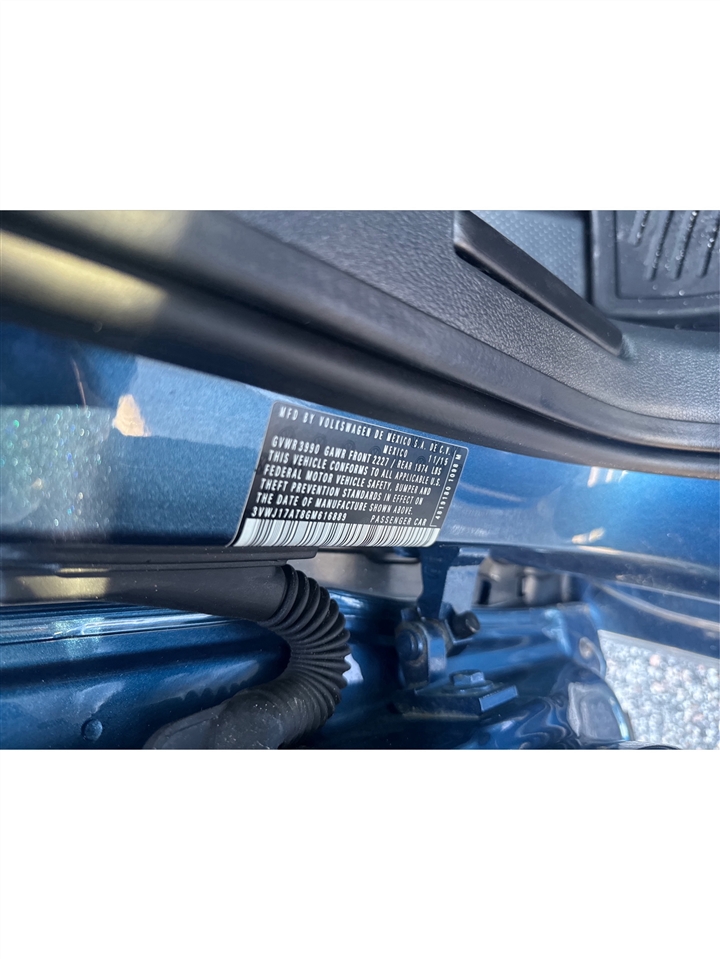 Volkswagen Beetle 1.8T PZEV 6A 2016