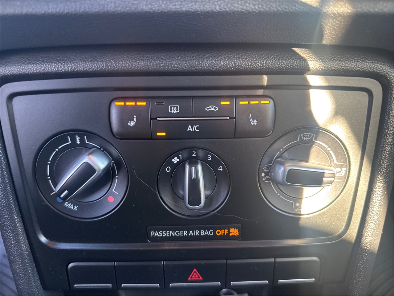 Volkswagen Beetle 1.8T PZEV 6A 2016