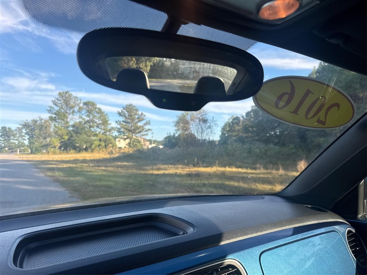 Volkswagen Beetle 2dr Auto 1.8T SE PZEV 2016