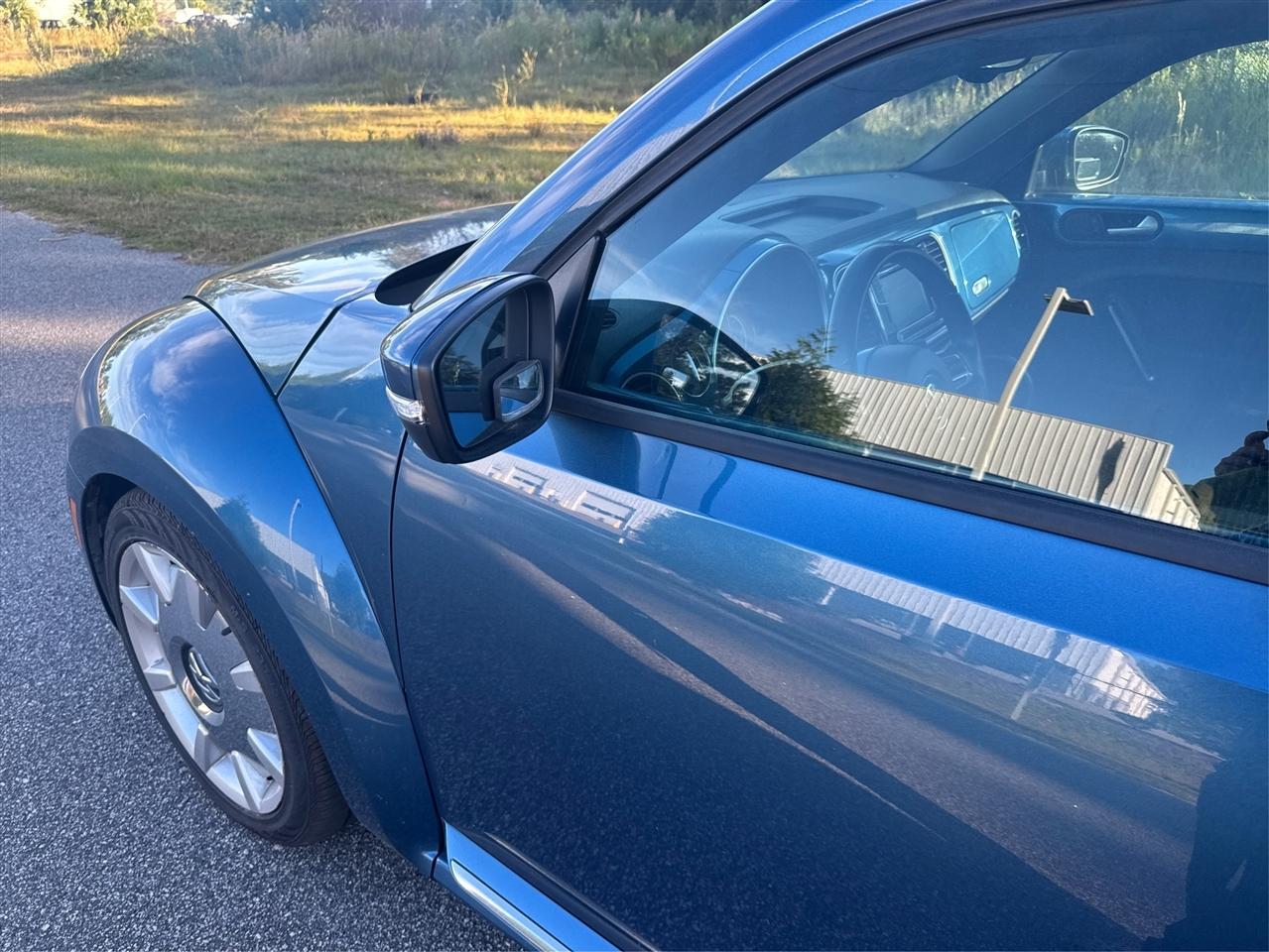 Volkswagen Beetle 2dr Auto 1.8T SE PZEV 2016